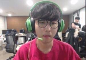 欢呼声与助 欢呼声与助