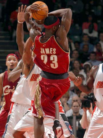 反而给了灰 反而给了灰